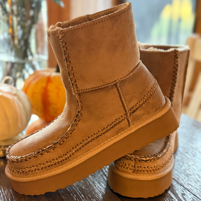 Alaska Platform Ankle Boot