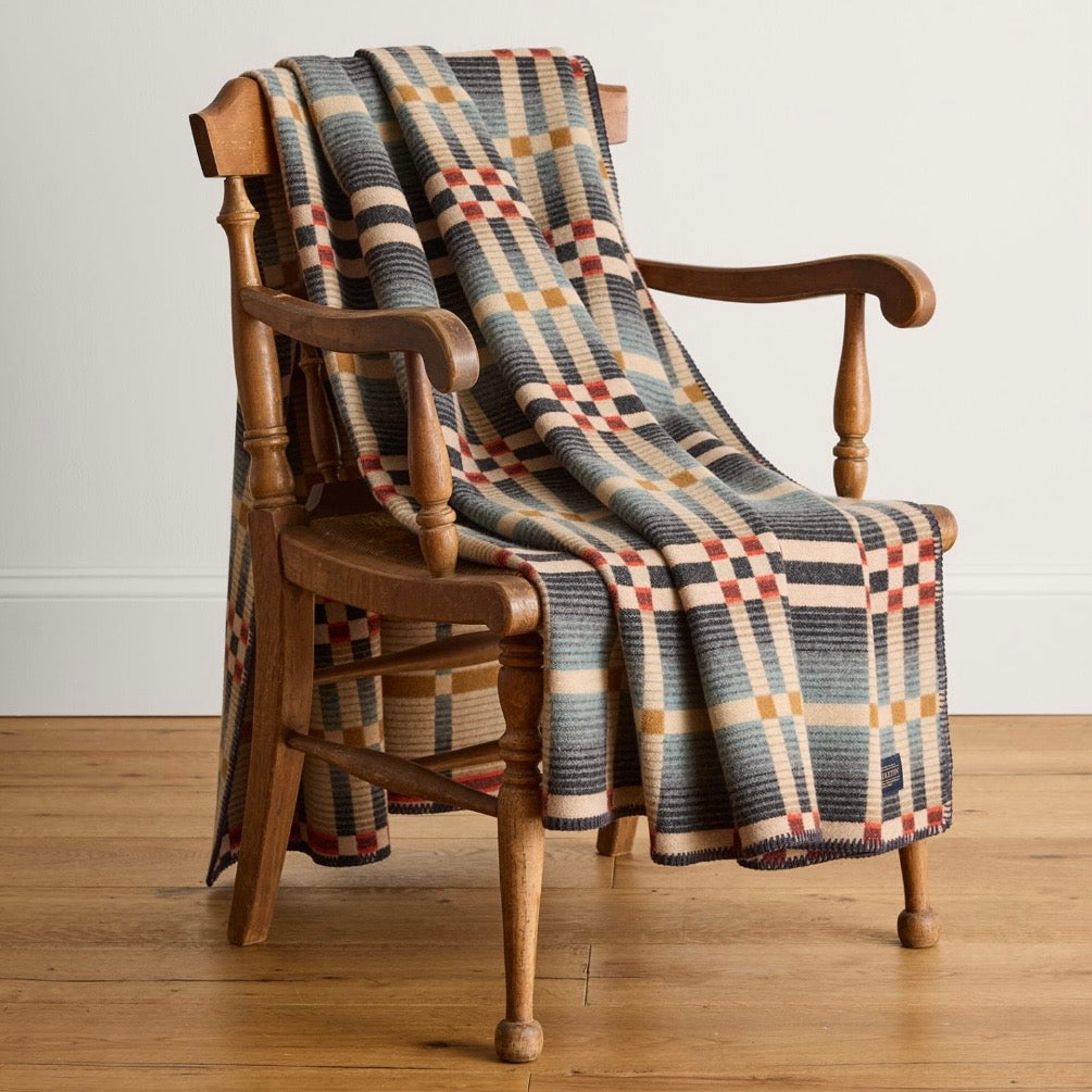 Pendleton Four Square Throw