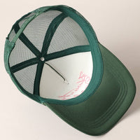 Howdy Darlin' Embroidered Mesh Back Trucker Cap: BLACK / One Size