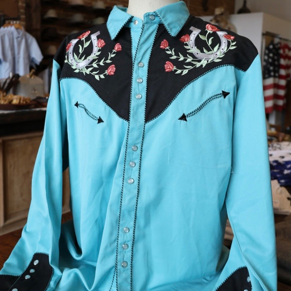 WESTERN SCULLY WOMEN'S HORSESHOE LONG SLEEVE PEARL SNAP WESTERN SHIRT