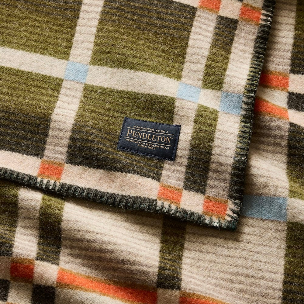 Pendleton Four Square Throw