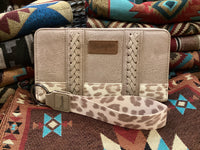 Wrangler Zip Wallet Leopard Print