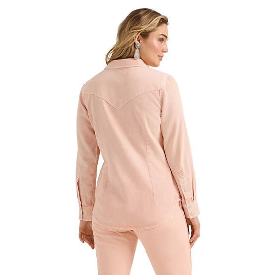 Wrangler Women’s Colorwash Slim Long Sleeve Snap Western Shirt