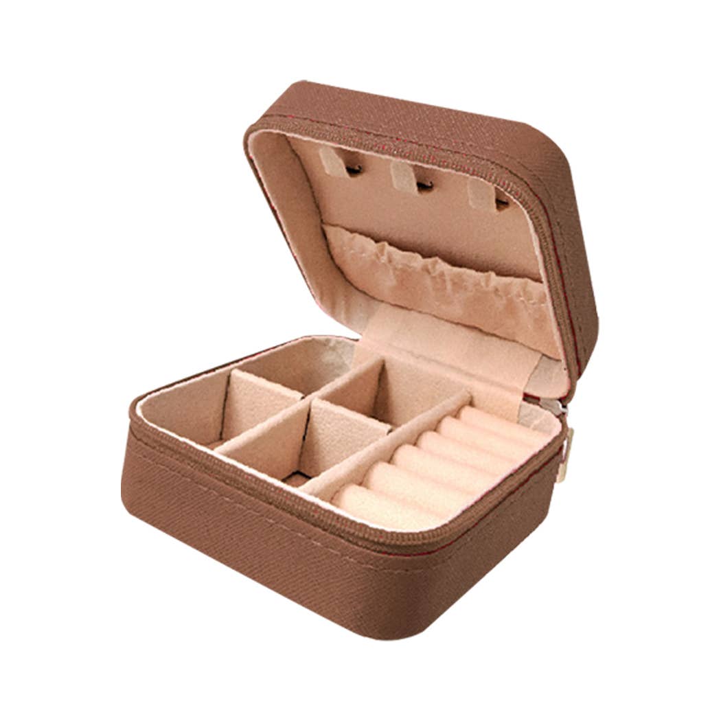 Running Horse Printed Square Leather Jewelry Box: BRMT / One Size