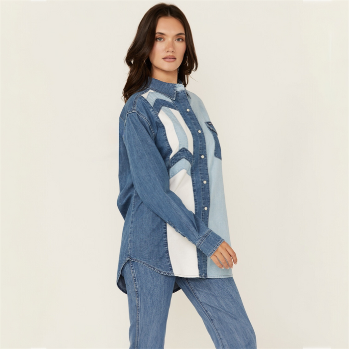 Wrangler Retro Women’s Color Block Denim Long Sleeve Snap Western Shirt
