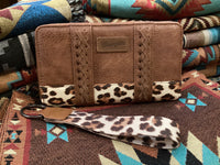 Wrangler Zip Wallet Leopard Print