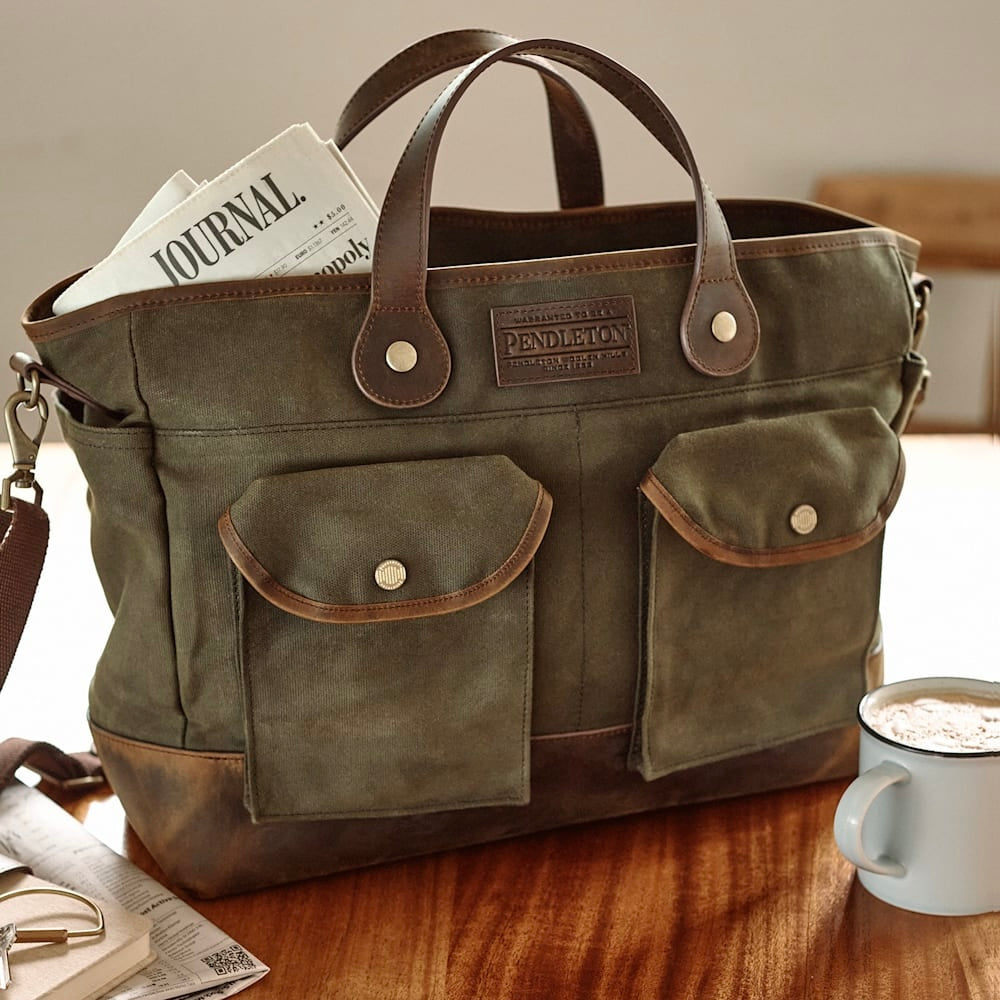 ODYSSEY WAXED CANVAS MESSENGER BAG