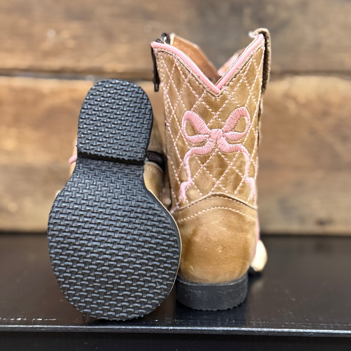 Infant Sand Boots Featuring Pink Bow Embroidery