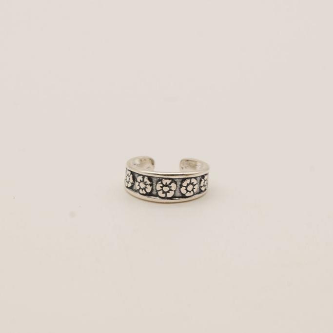 Sunken Flowers Sterling Silver Toe Ring