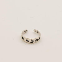 Center Moon Sterling Silver Toe Ring