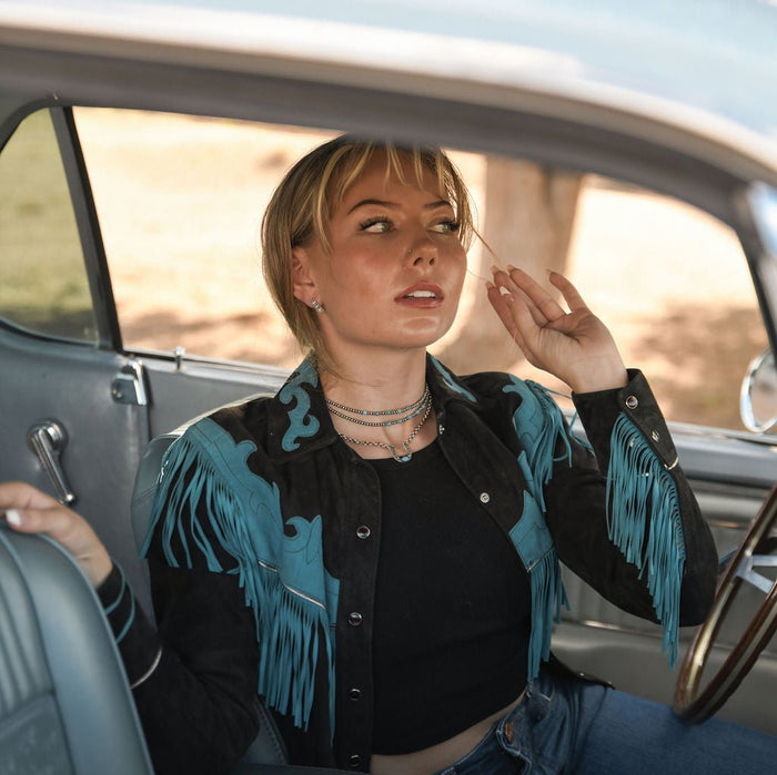 Native American Sleeping Beauty Turquoise Sterling Silver Horseshoe Necklace