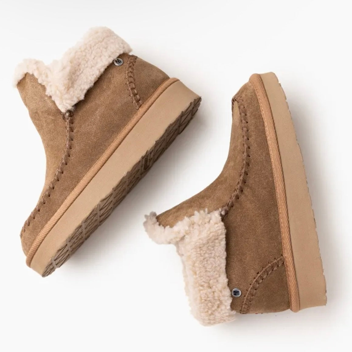 Women’s Chandra Minnetonka Boots