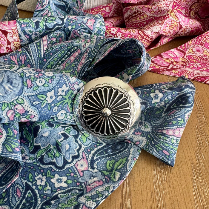 Scarf Slide