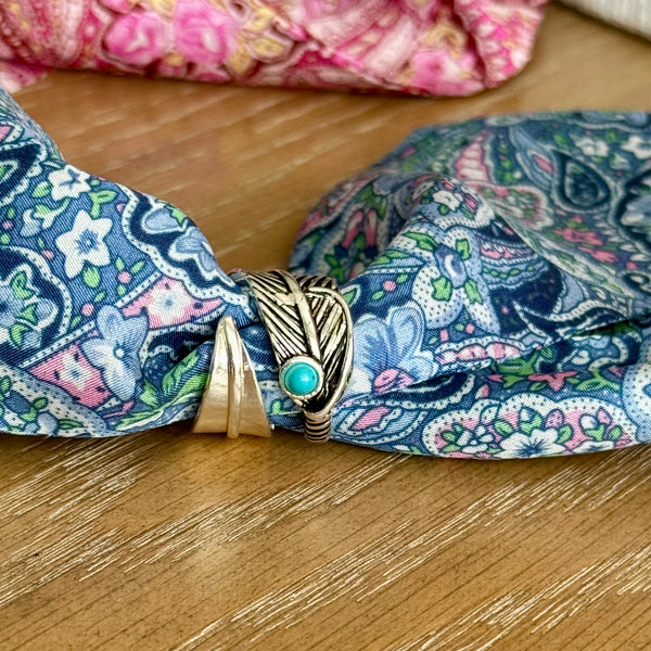 Scarf Slide