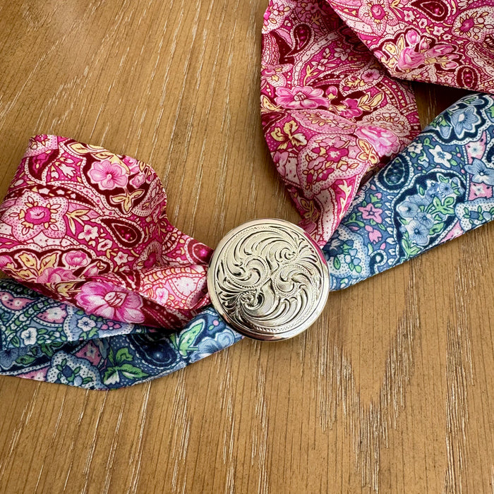 Scarf Slide