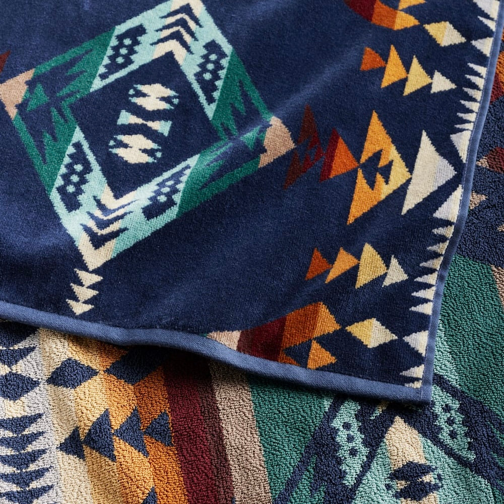 Pendleton Diamond Peak Spa Towel