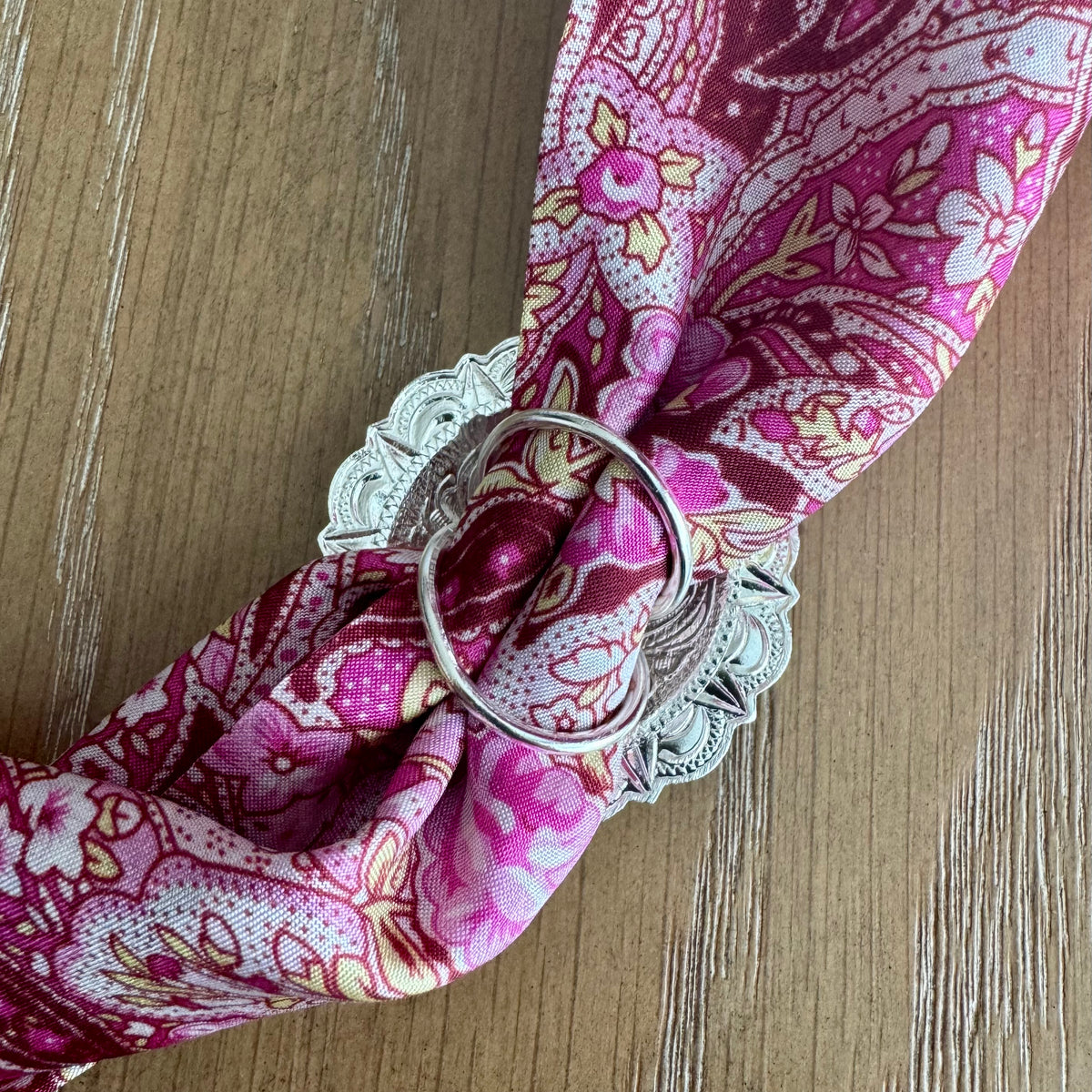 Scarf Slide