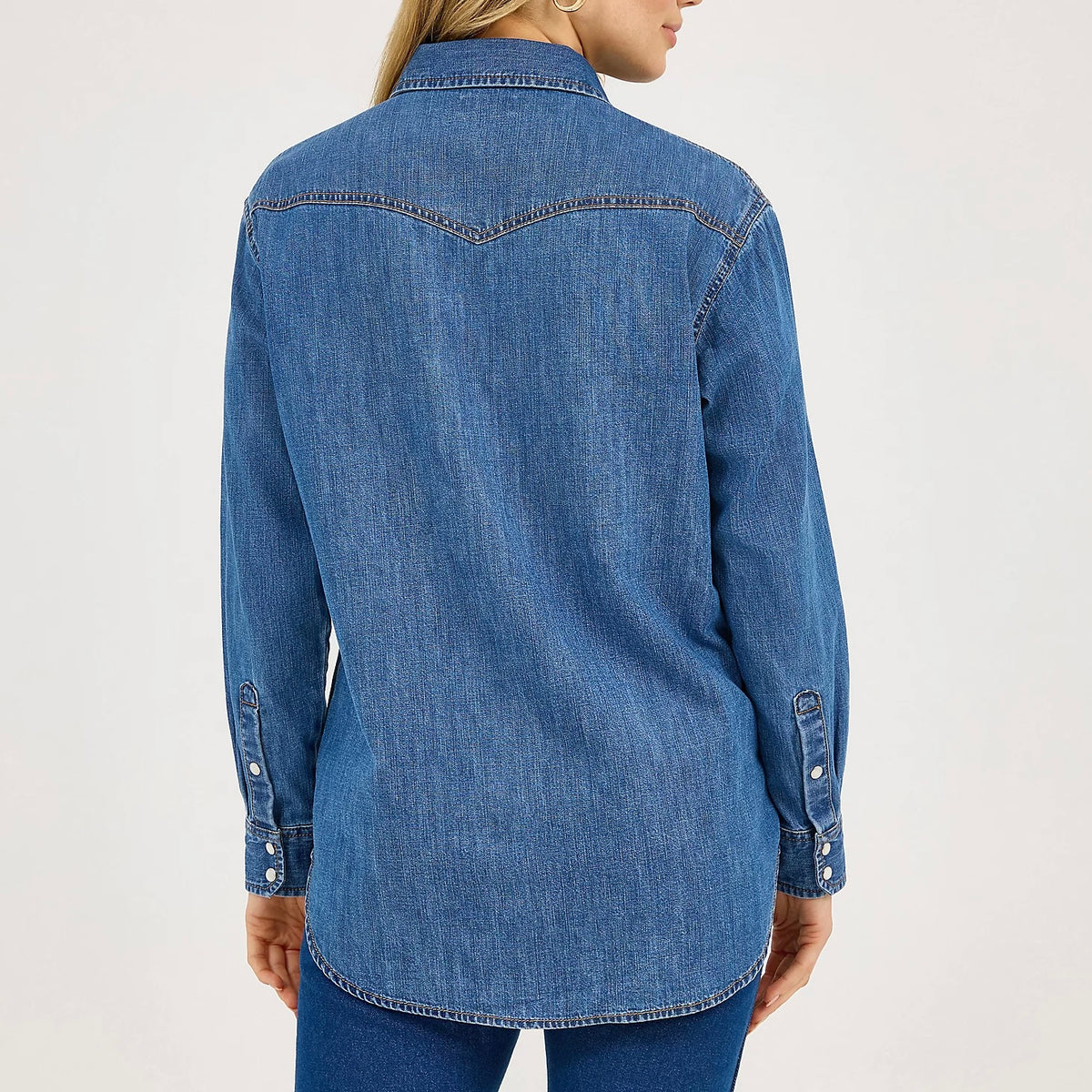 Women's Embroidered Horses Boyfriend Western Snap Shirt