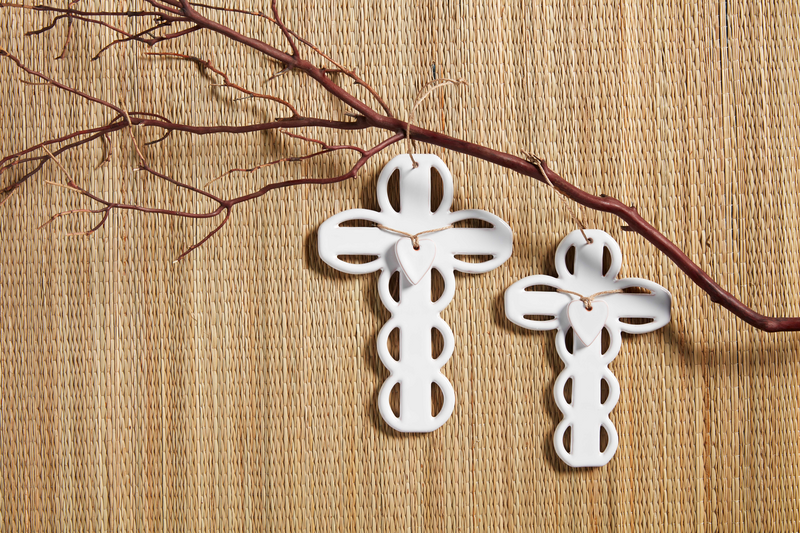LARGE SCALLOPED CERAMIC CROSS