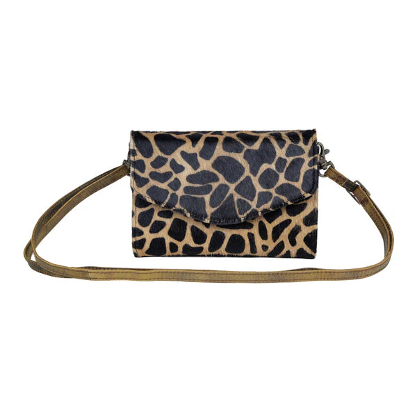 Myra Asset Wallet Shoulder Bag