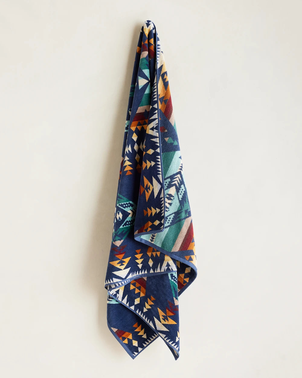 PENDLETON DIAMOND PEAK SPA TOWEL