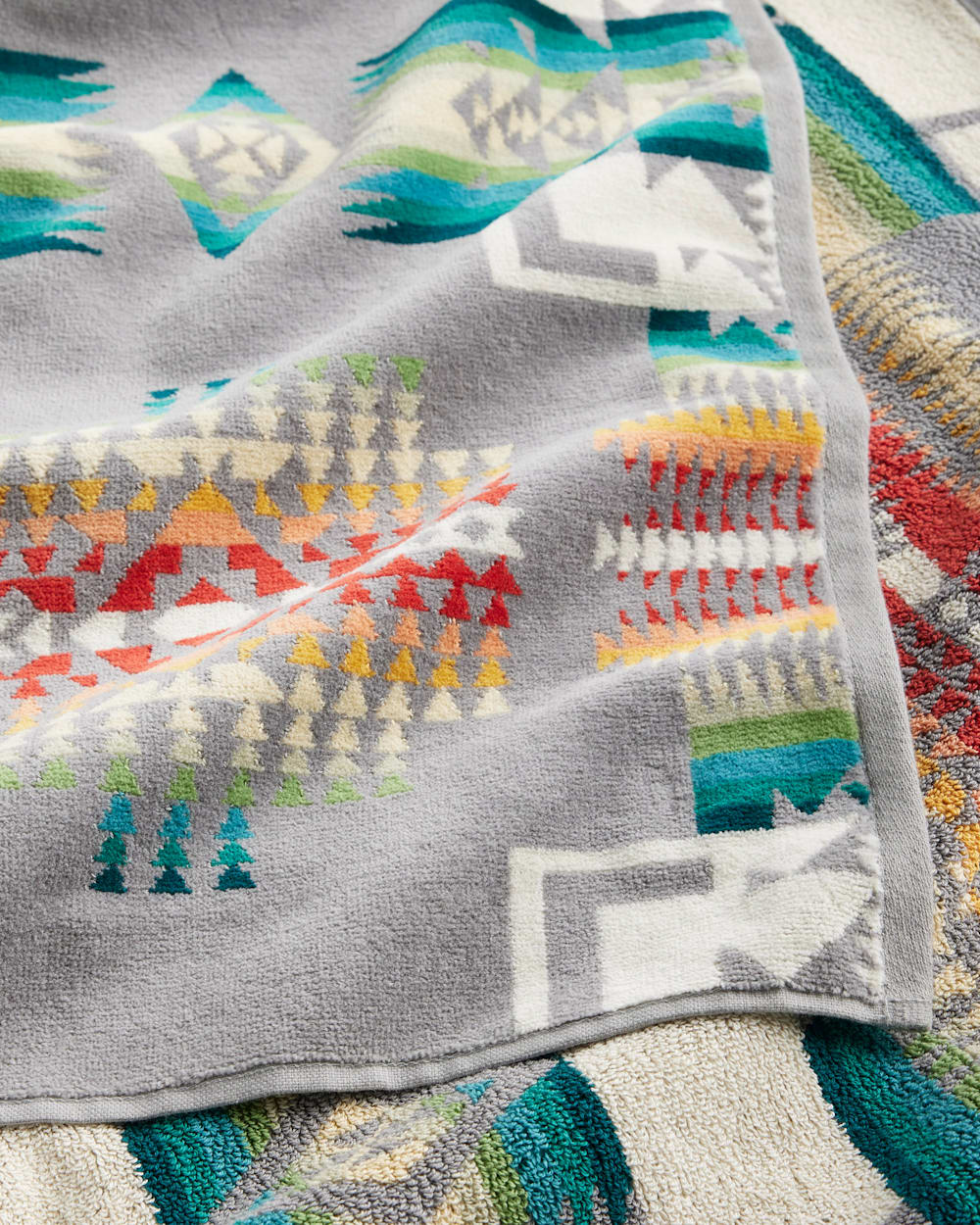 PENDLETON CHIEF JOSEPH TOWEL COLLECTION