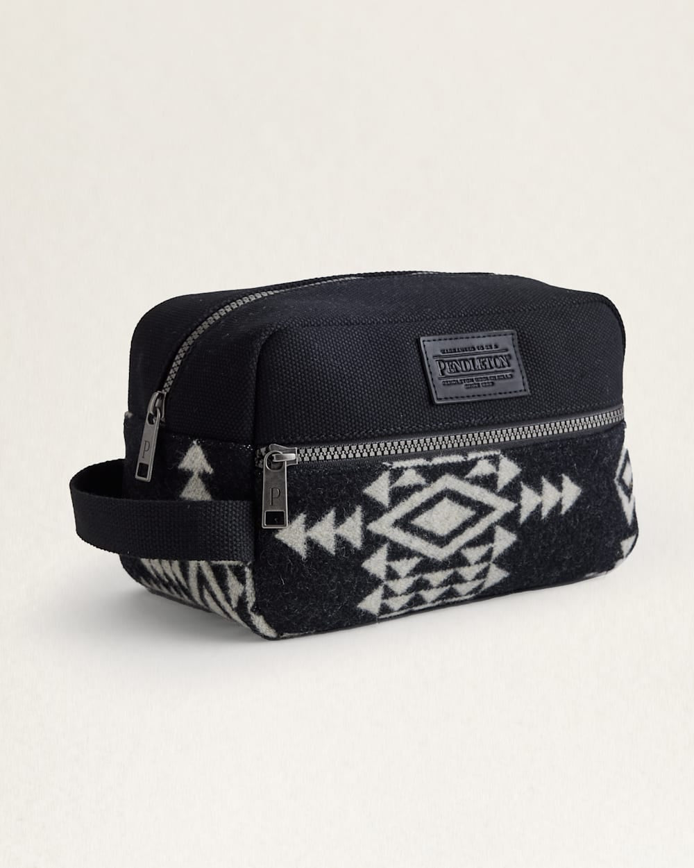 PENDLETON ROCK POINT CARRYALL POUCH