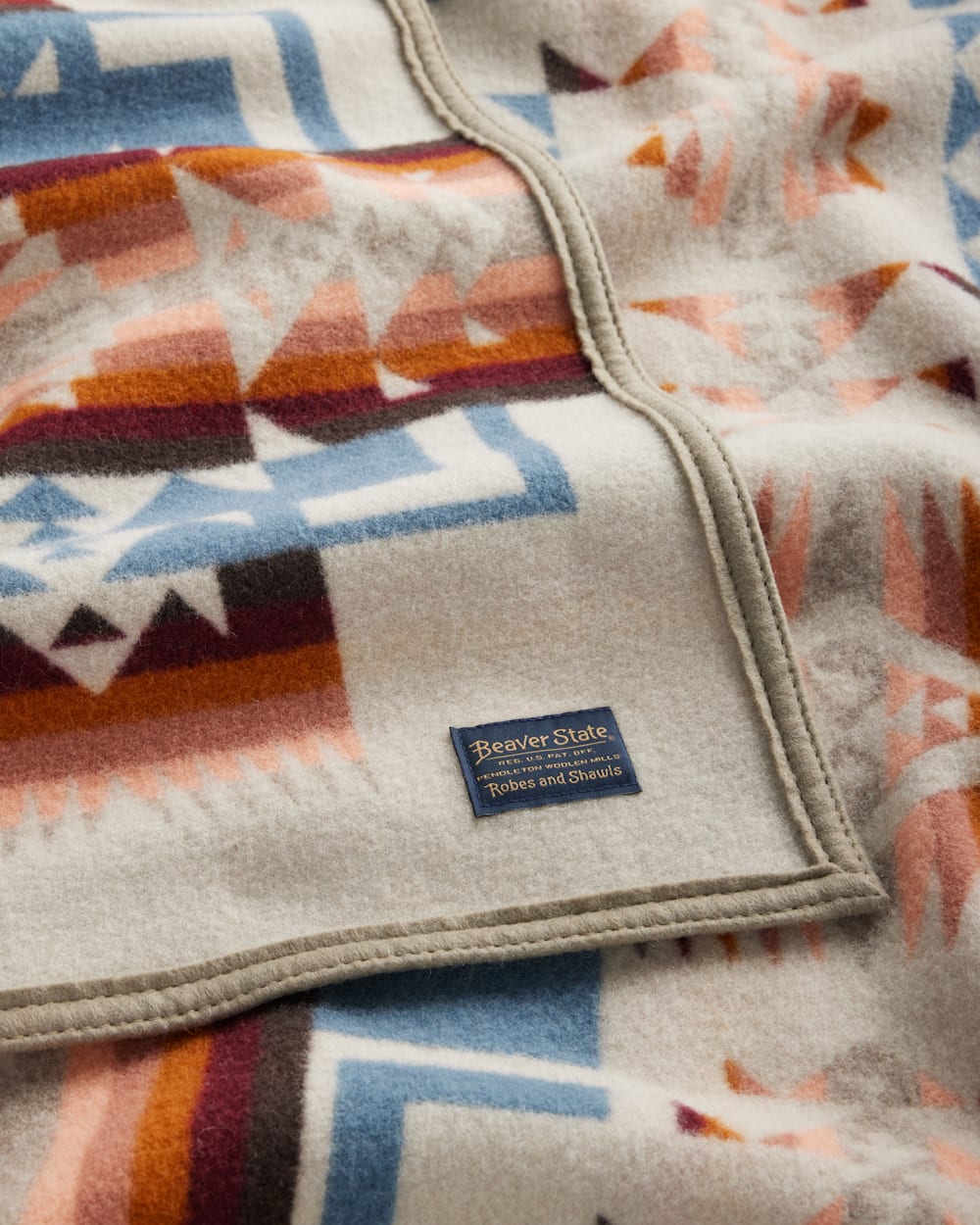 PENDLETON CHIEF JOSEPH BLANKET ROSEWOOD- TWIN