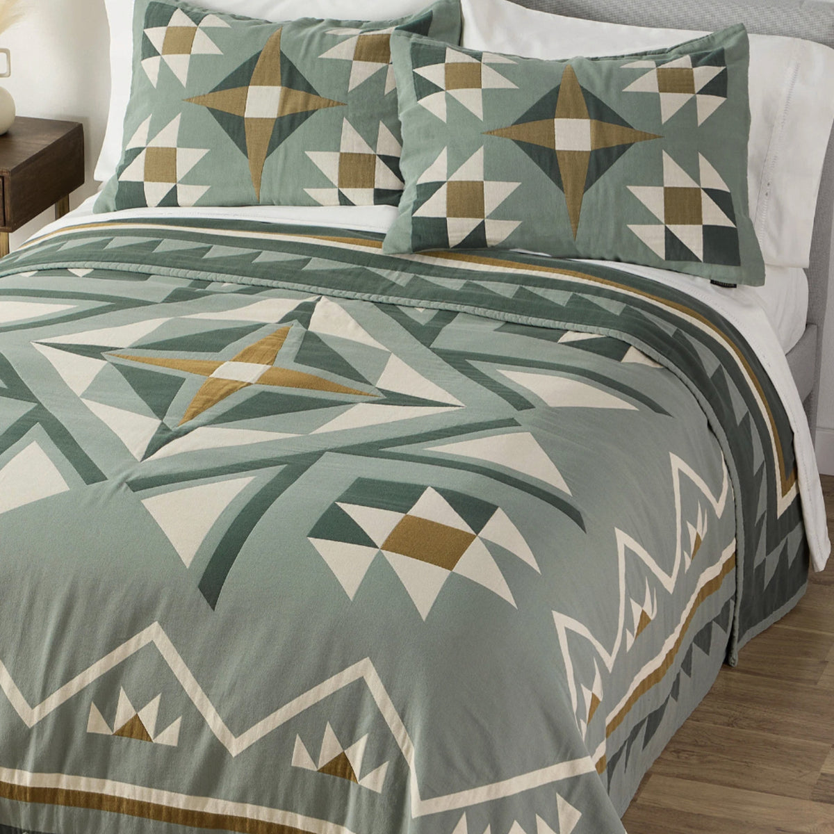 Pendleton Quilted Star Shale Matelasse Coverlet