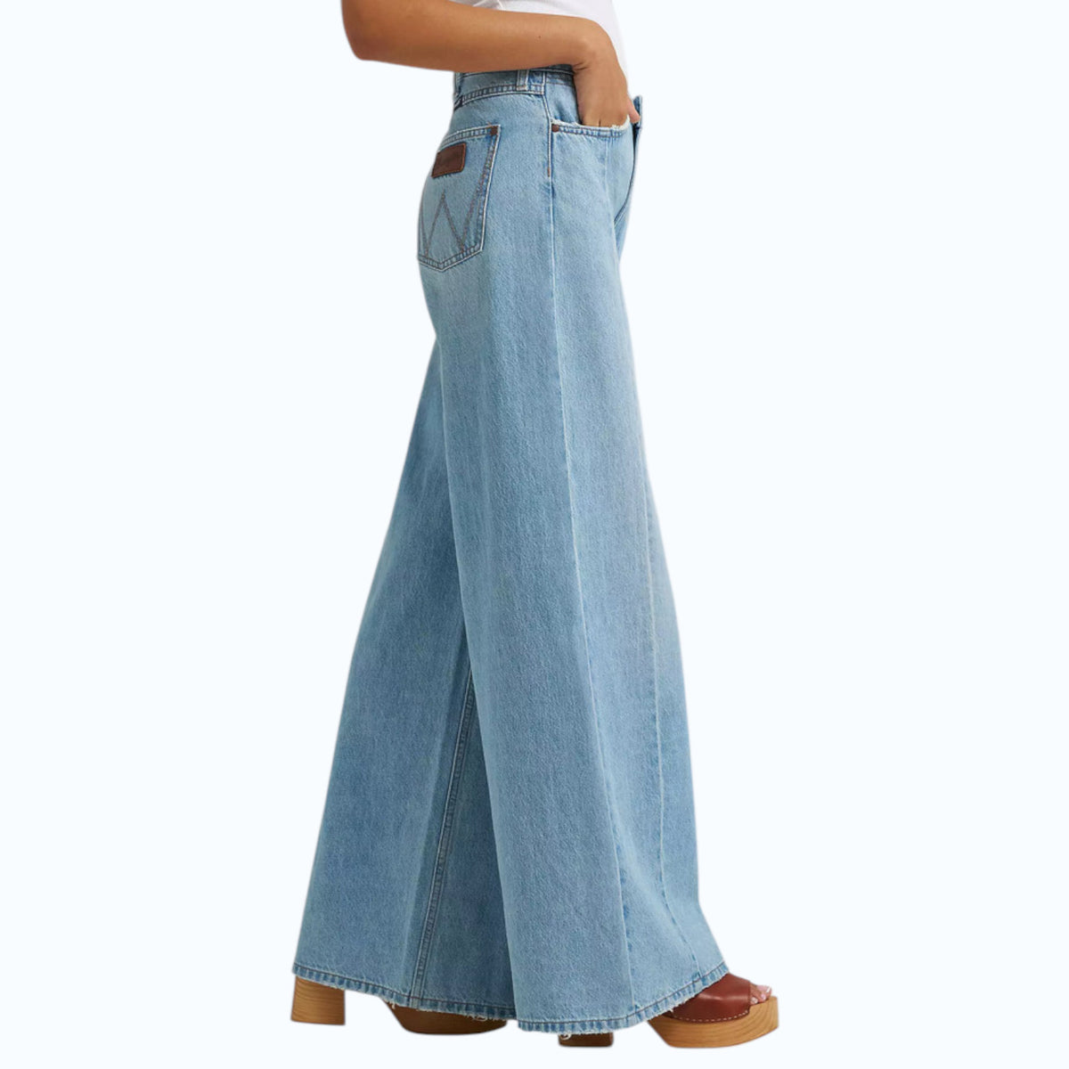 Womens Wrangler Retro Bailey High Rise Jeans - Light Wash