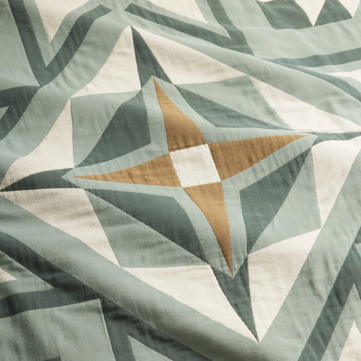 Pendleton Quilted Star Shale Matelasse Coverlet