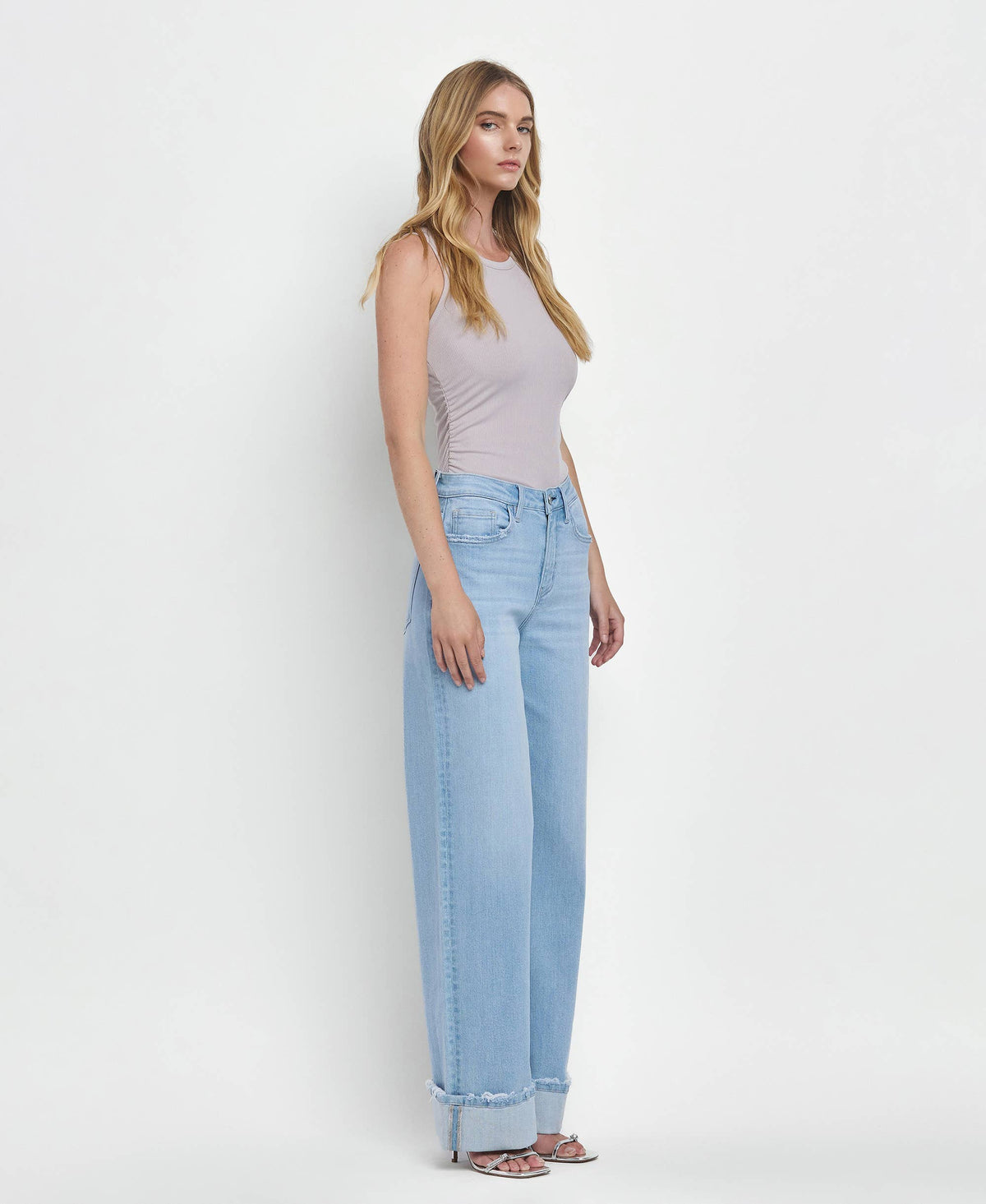 Super High Rise Cuffed Baggy Wide Jeans Intrepid