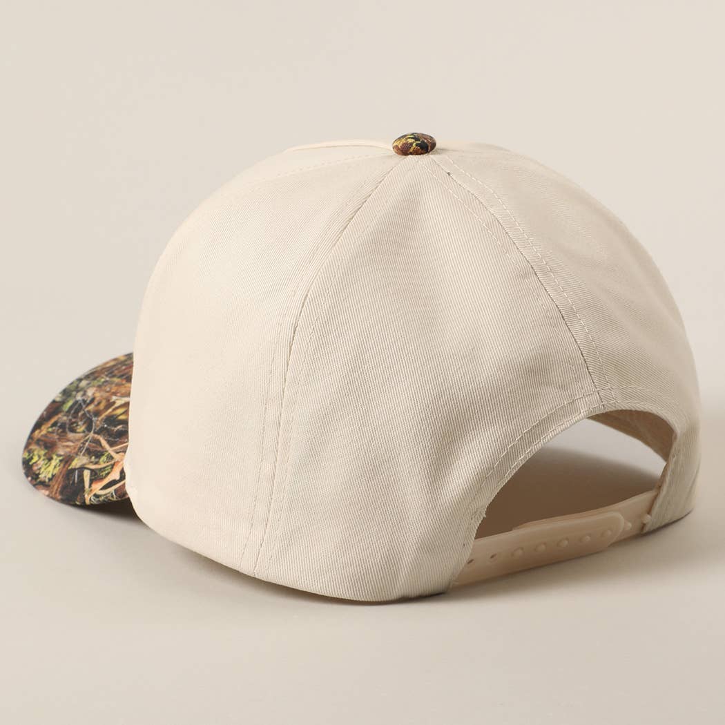 Howdy Honey Embroidery Camo Two-Tone Trucker Hat: CAMO-BEIGE / ONE SIZE