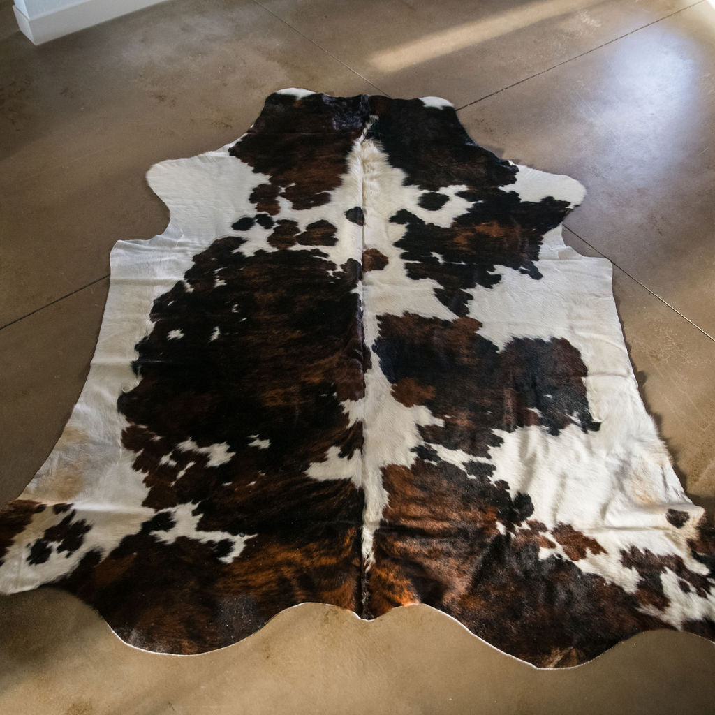 X-Large Tricolor Long Hair Cowhide